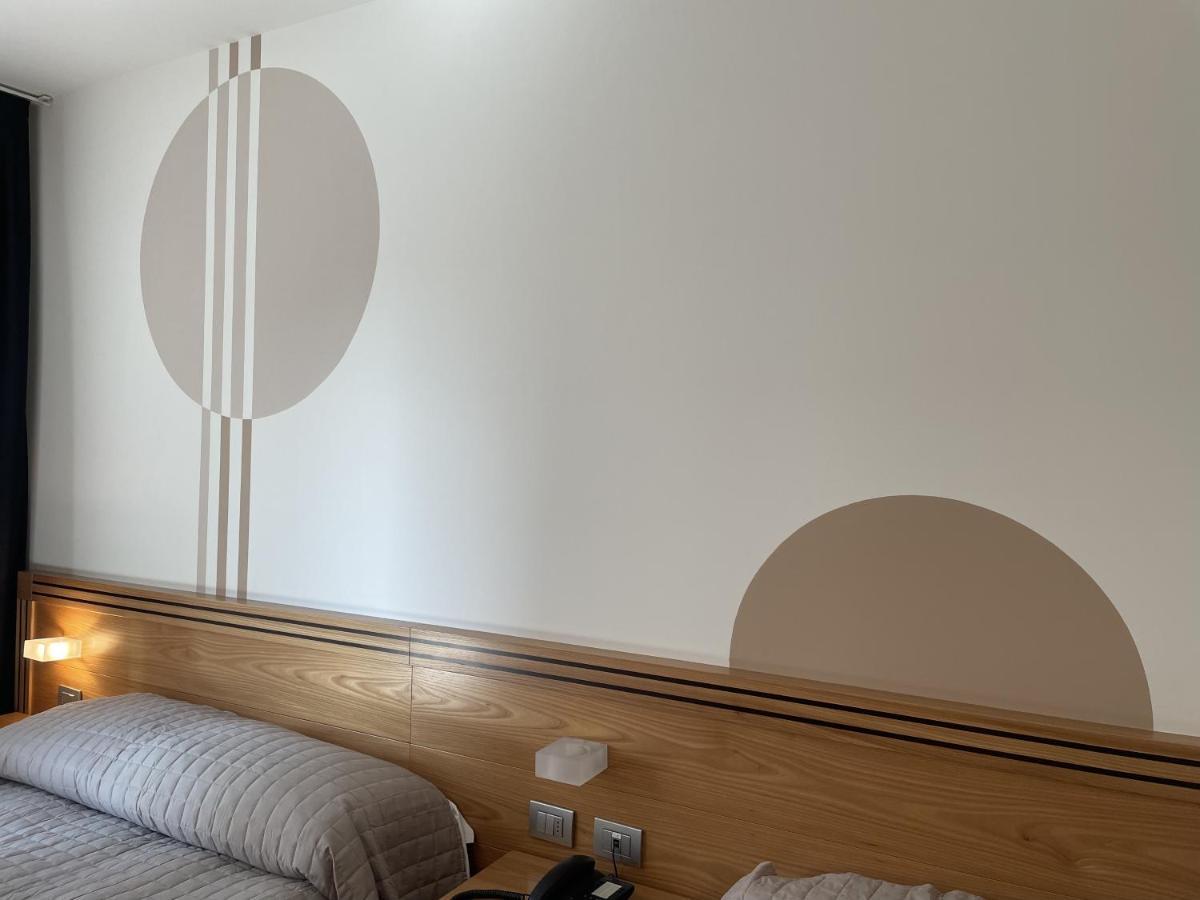 Hotel Europa Belluno Bagian luar foto