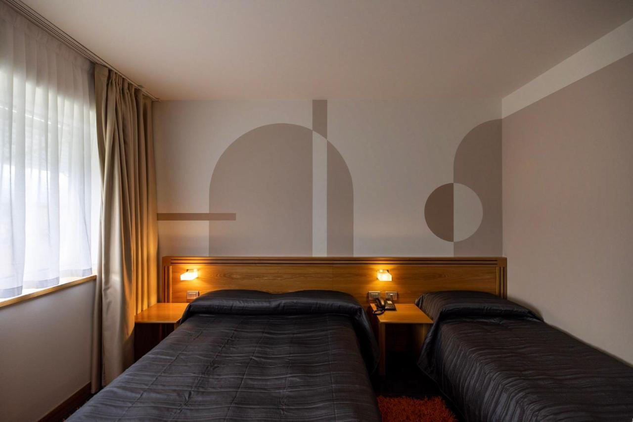 Hotel Europa Belluno Bagian luar foto