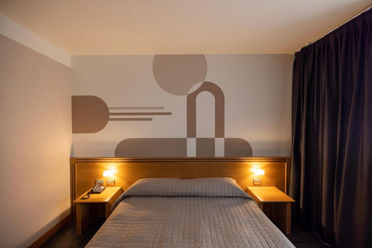 Hotel Europa Belluno Bagian luar foto